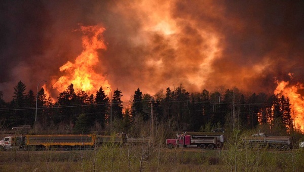 Canadá tardará meses en controlar devastador incendio