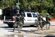 Guardia nacional asegura cartuchos y vehículos en Tomatlán