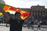 Sri Lanka: las imágenes de las protestas masivas que provocaron la huida del presidente del país 